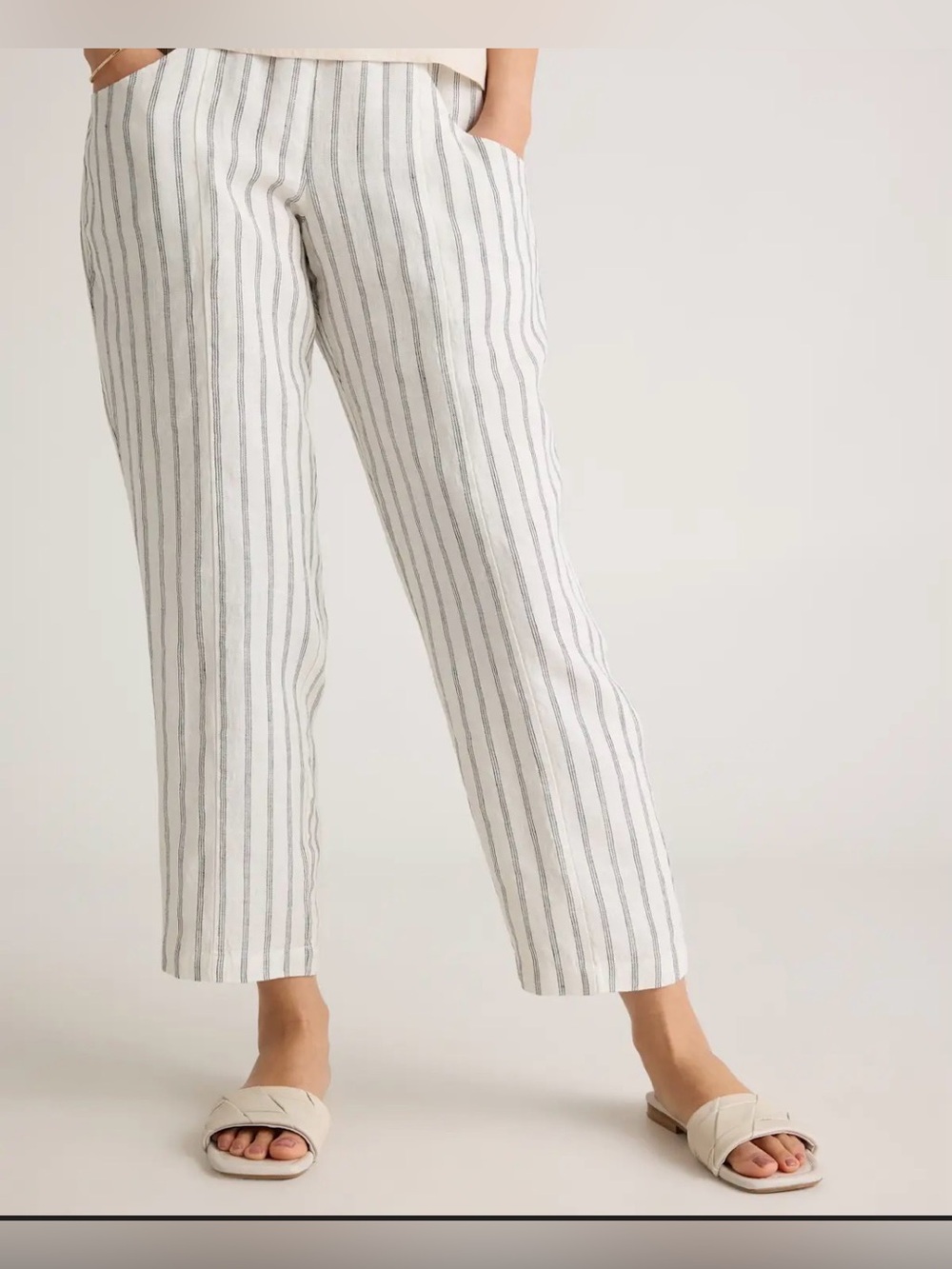 Quince Pant 100% European Linen Black Pin Stripes. Relaxed Tapered. NWT. XL.